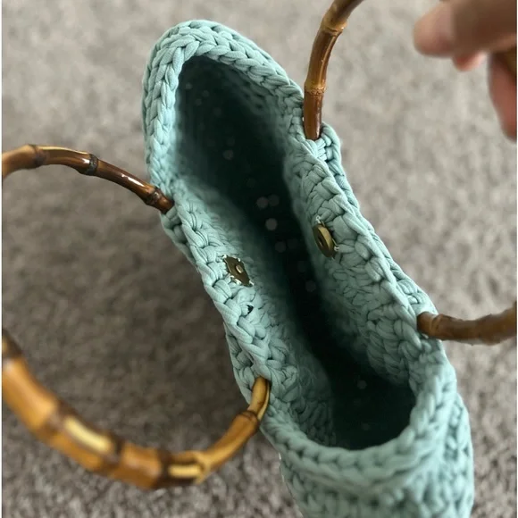 Handmade Purse with bamboo handle - Picture 3 of 3